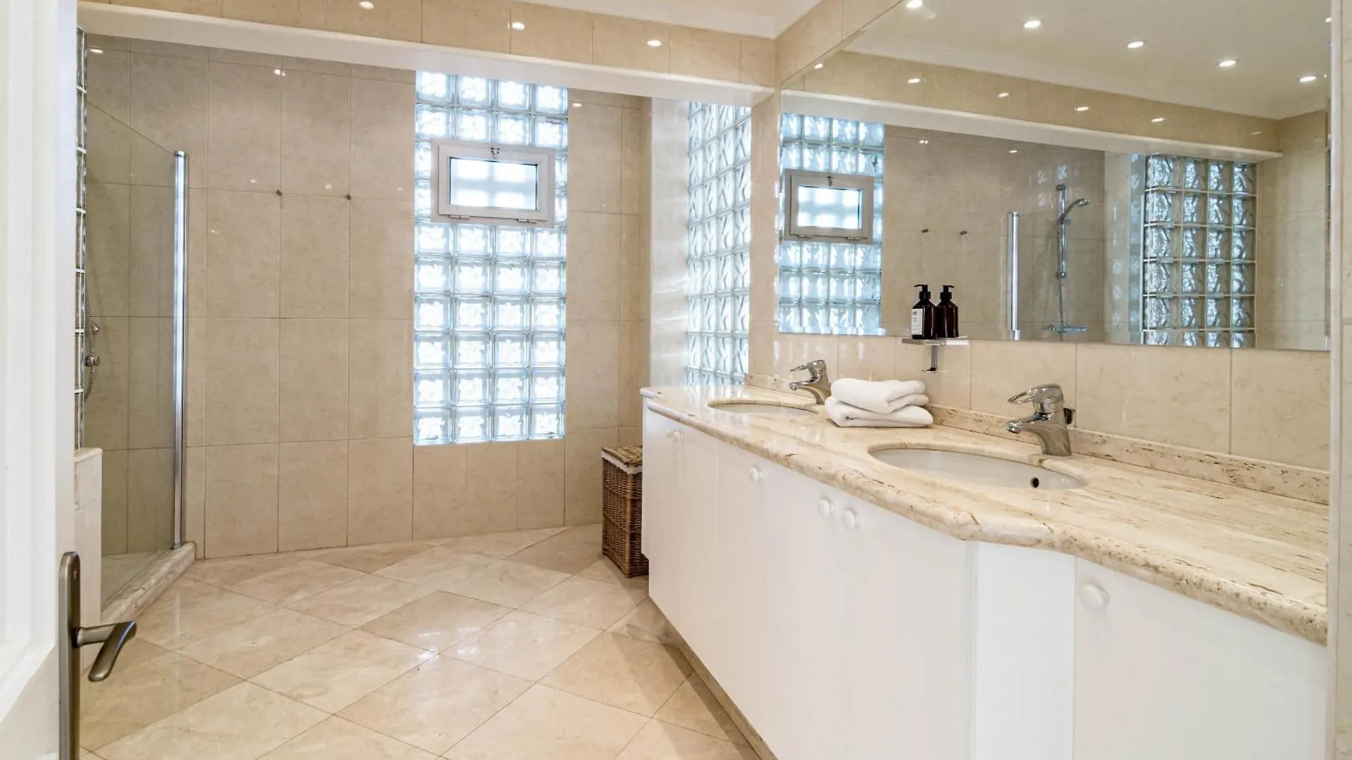 Jdg7-Stunning Holiday Home 100 Meters From Beach 马尔韦利亚 0*,