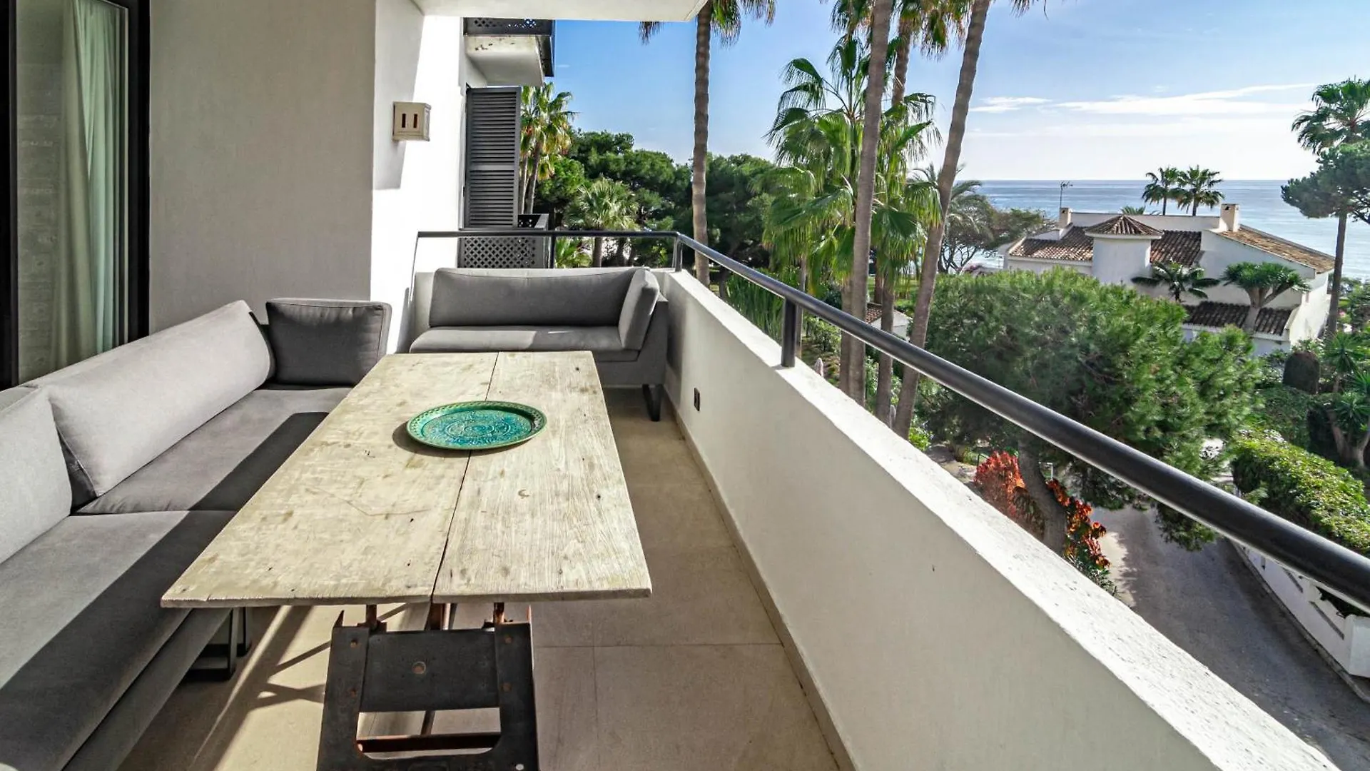 Jdg7-Stunning Holiday Home 100 Meters From Beach Marbella Apartment