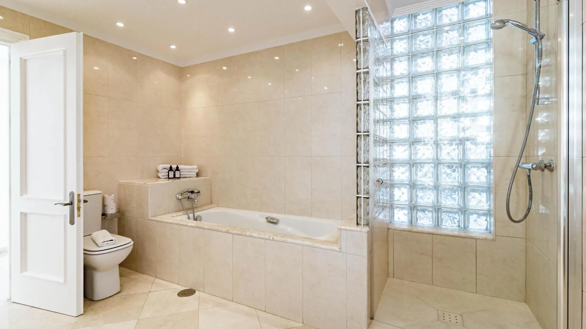 Jdg7-Stunning Holiday Home 100 Meters From Beach Marbella Apartment